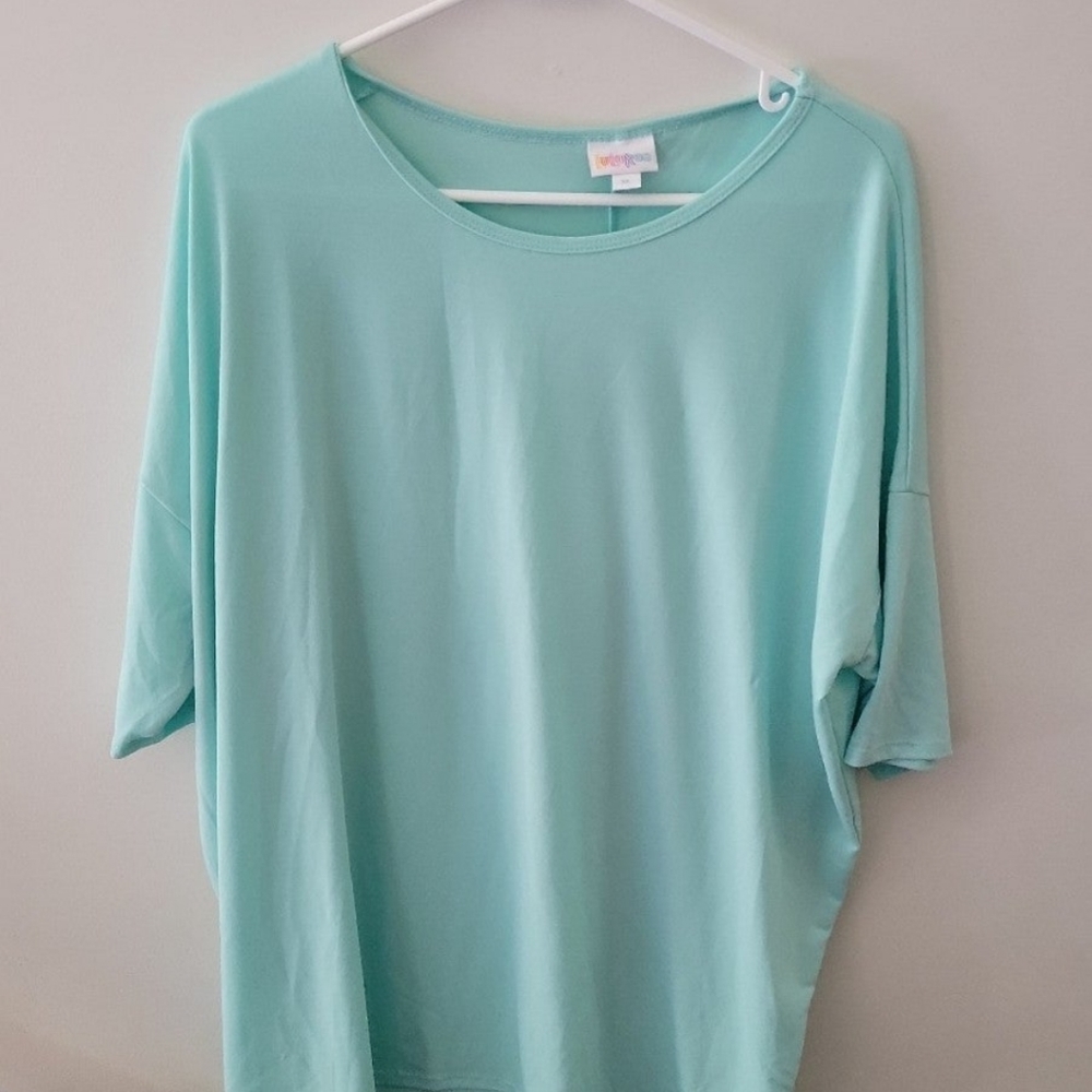 LuLaRoe Irma Top